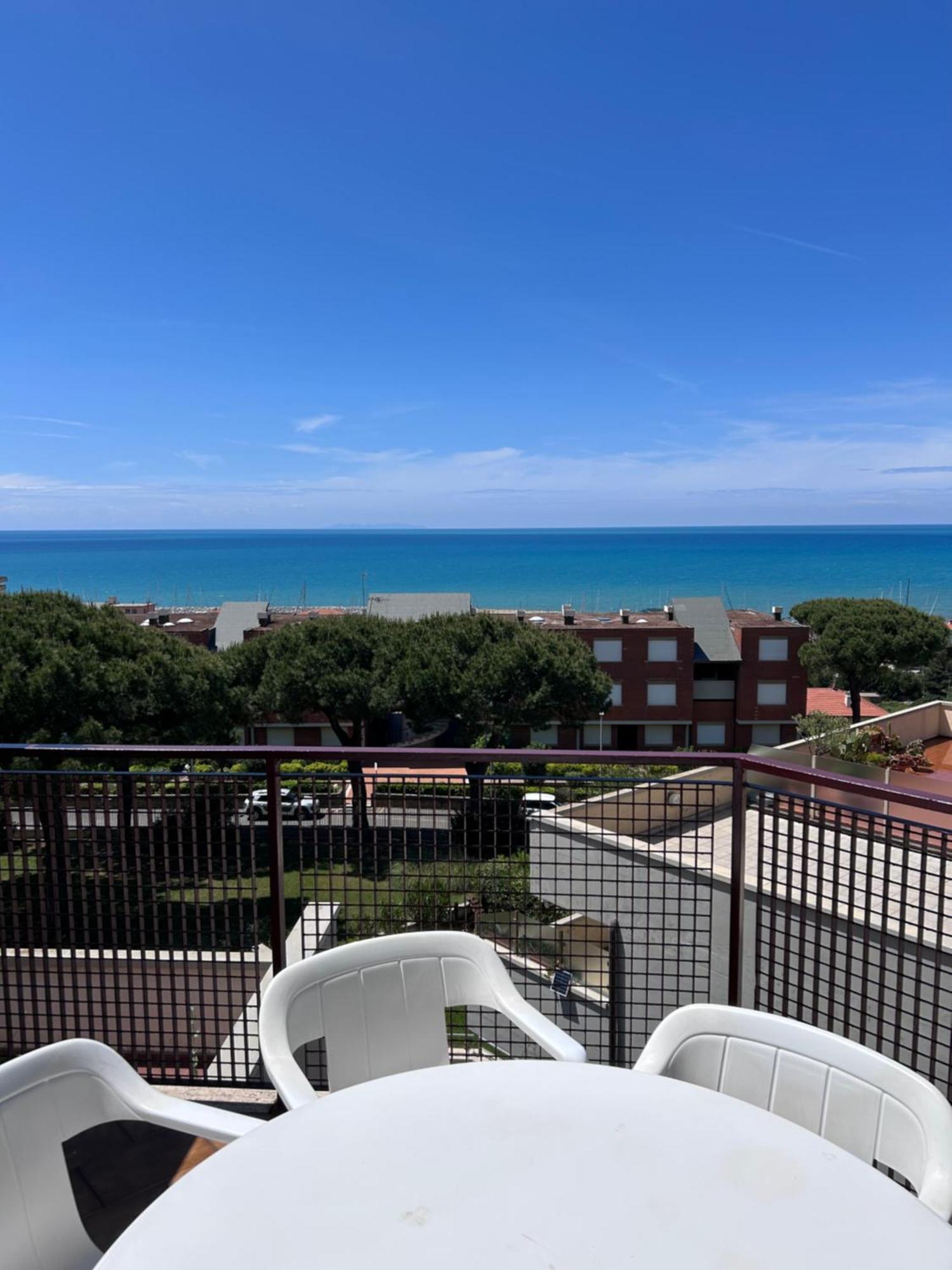 Residenze Etruria Aparthotel San Vincenzo Luaran gambar