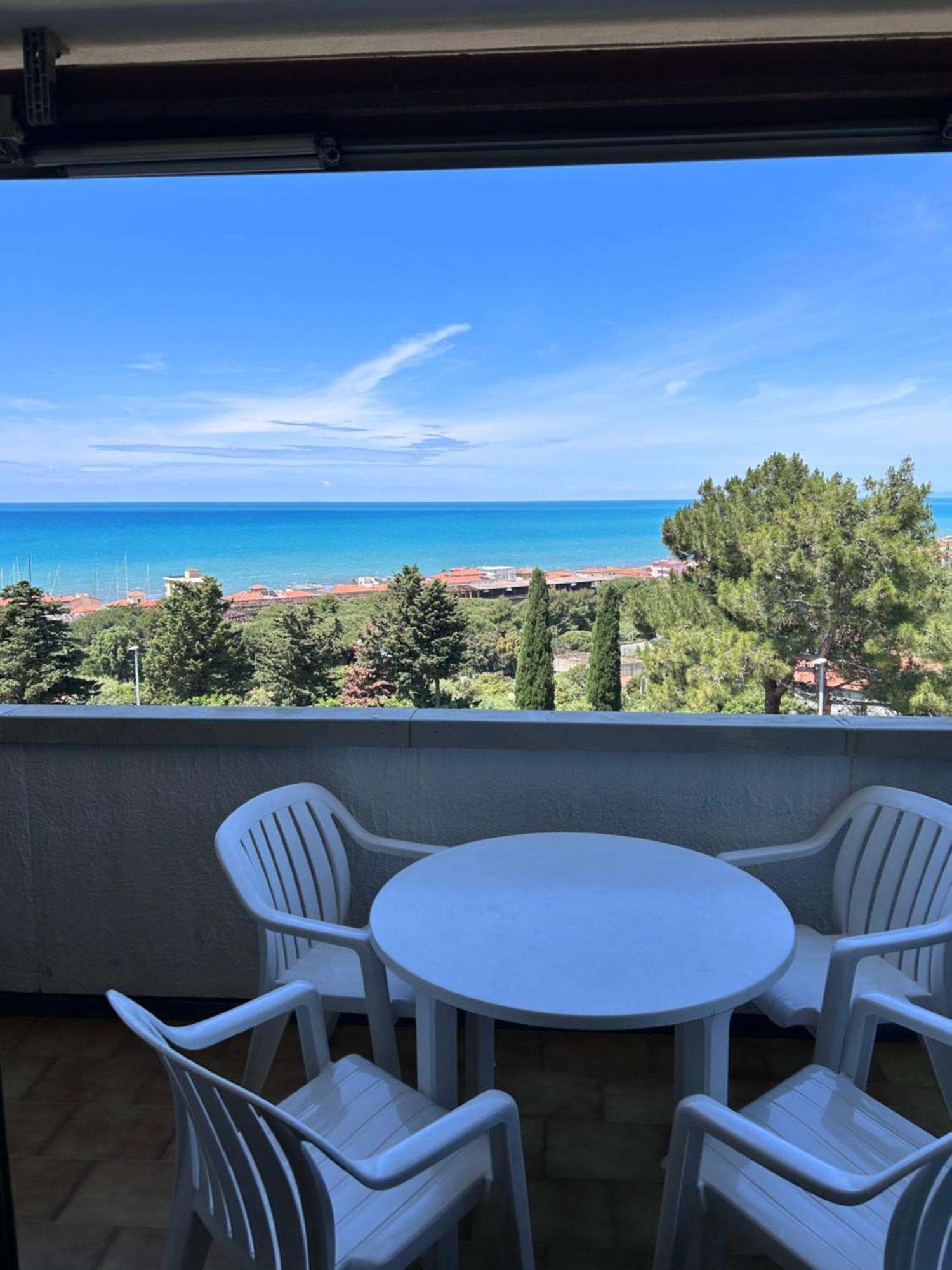 Residenze Etruria Aparthotel San Vincenzo Luaran gambar